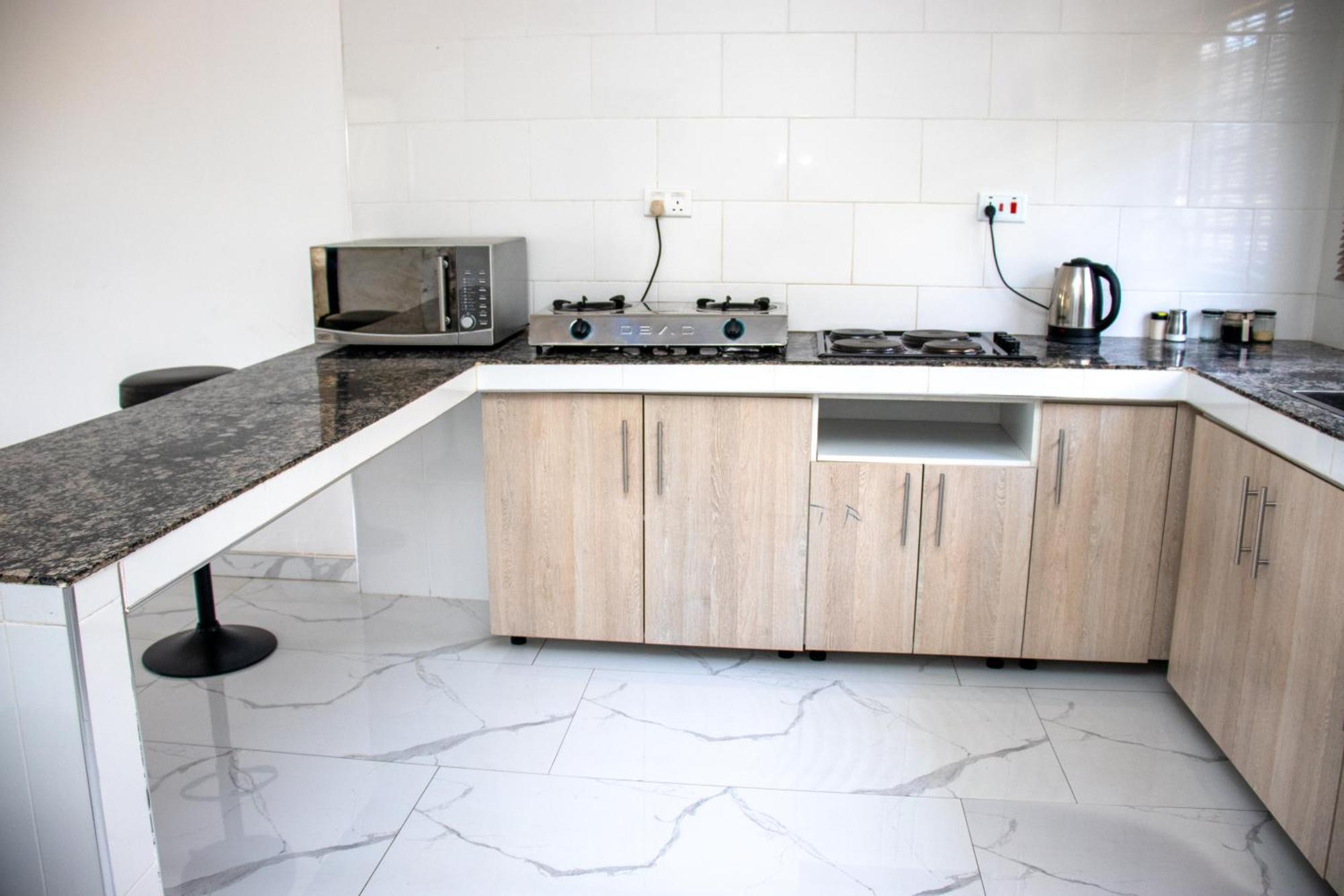 Lowin Suites-One-Bed Apartments Lusaka Esterno foto
