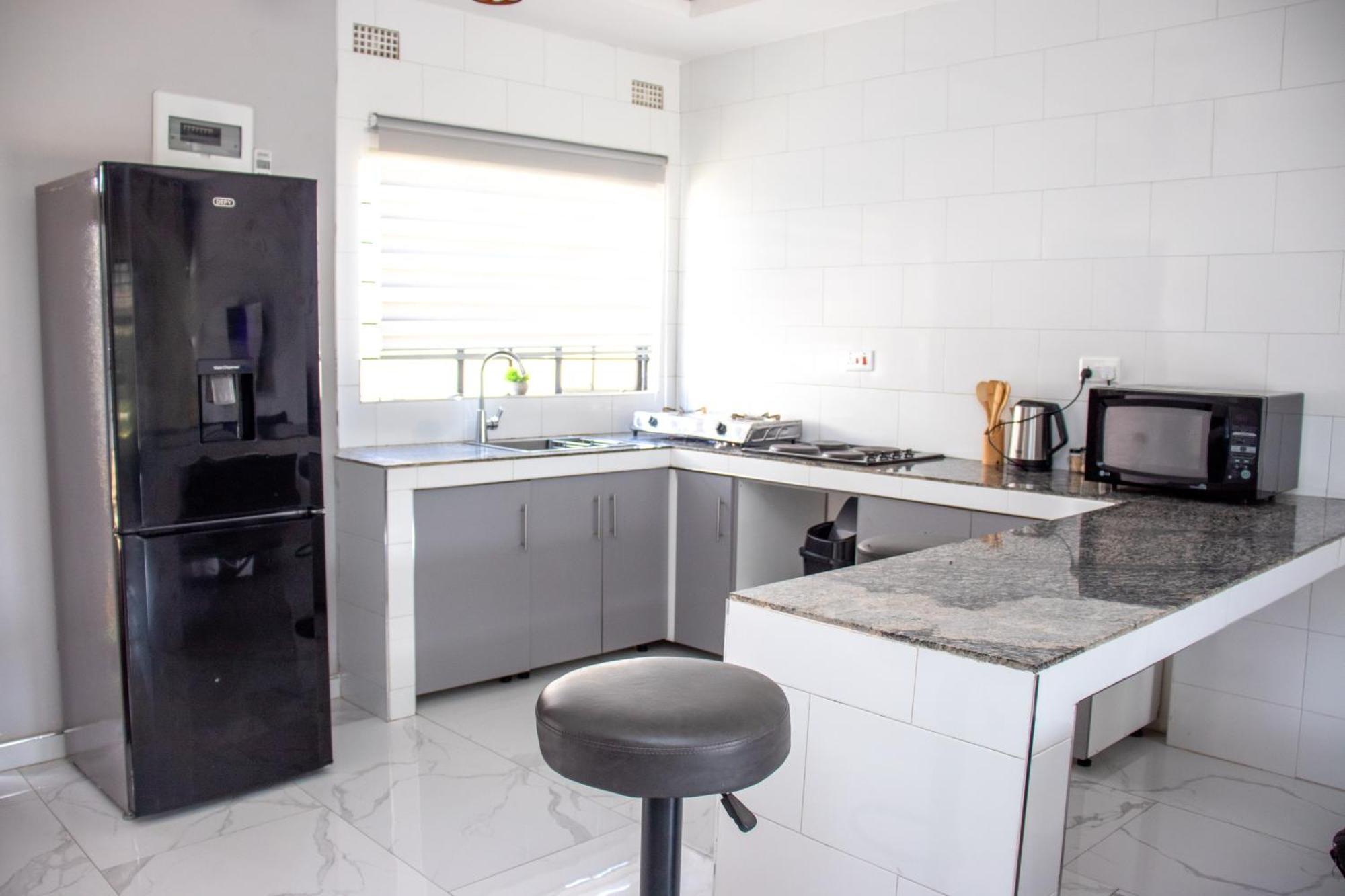 Lowin Suites-One-Bed Apartments Lusaka Esterno foto
