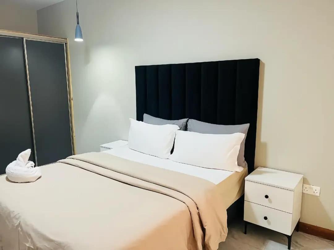 Lowin Suites-One-Bed Apartments Lusaka Esterno foto